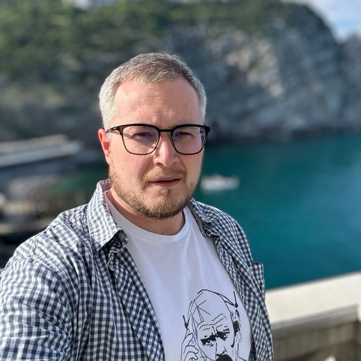 Dmitry Sukhotkin | Сетка — социальная сеть от hh.ru