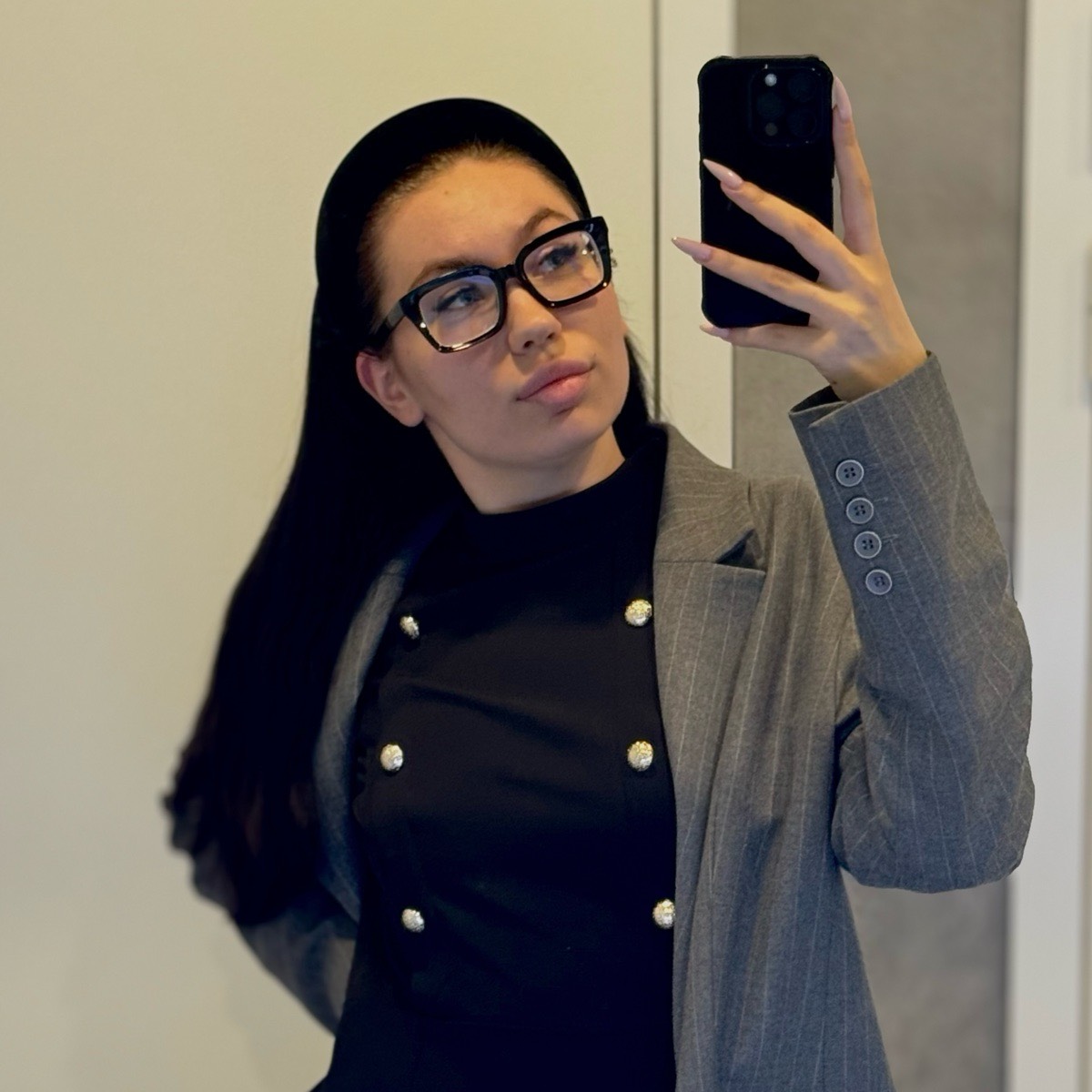 Елена Волкова | Сетка — социальная сеть от hh.ru