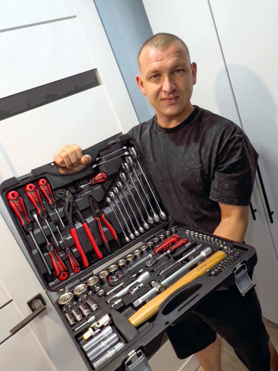 Победители розыгрыша инструментов! ⚙️
Наши счастливчики, выигравшие инструменты для автомобиля в недавнем розыгрыше, уже получили свои призы и не могут не поделиться впечатлениями!
Их отзывы — это нас... | Сетка — социальная сеть от hh.ru