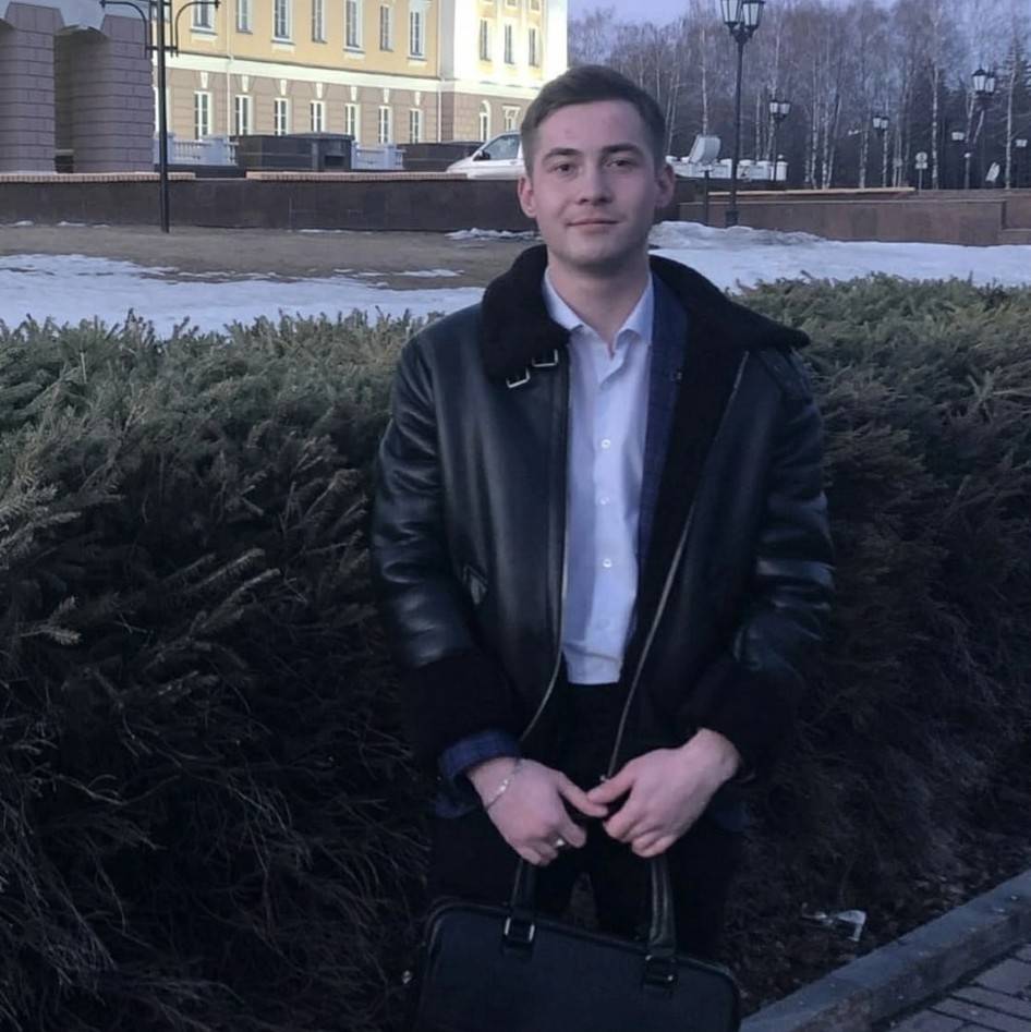 Дм Вл | Сетка — социальная сеть от hh.ru