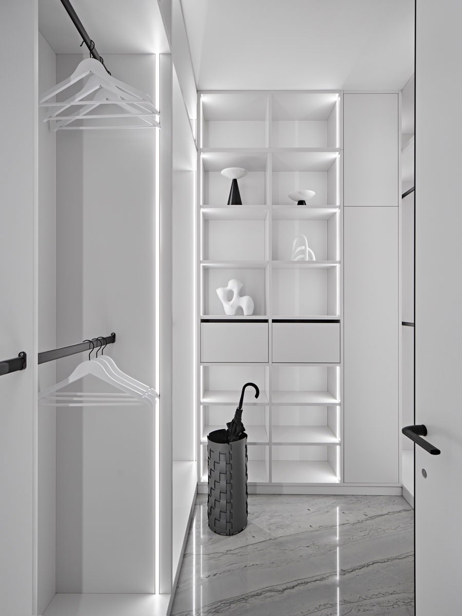 Для отдыха семьи с четырьмя детьми на берегу реки дизайнер Екатерина Реброва создала не просто временное жилье, а настоящий дом с продуманной планировкой и теплой атмосферой | Сетка — социальная сеть от hh.ru