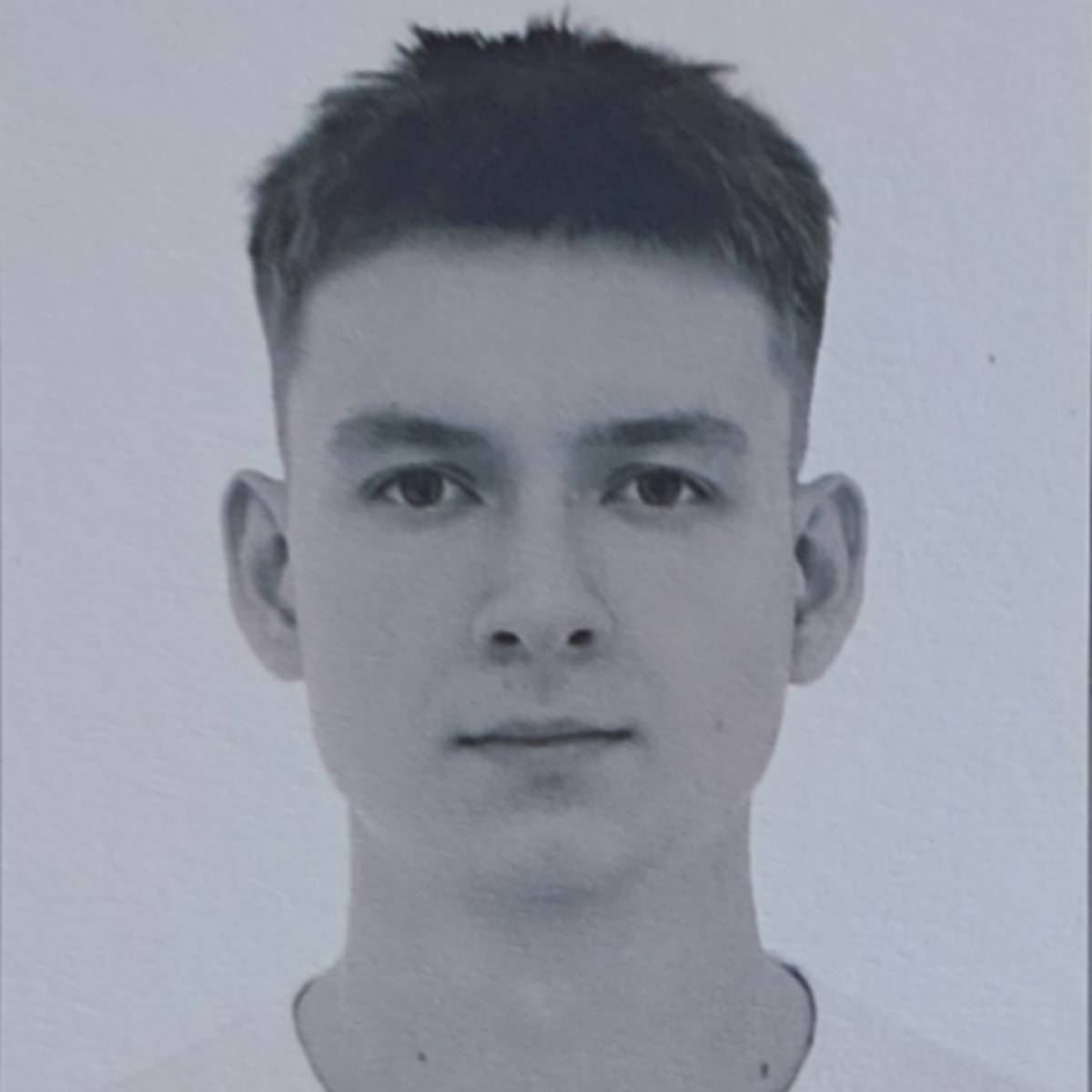 Данил Селенок