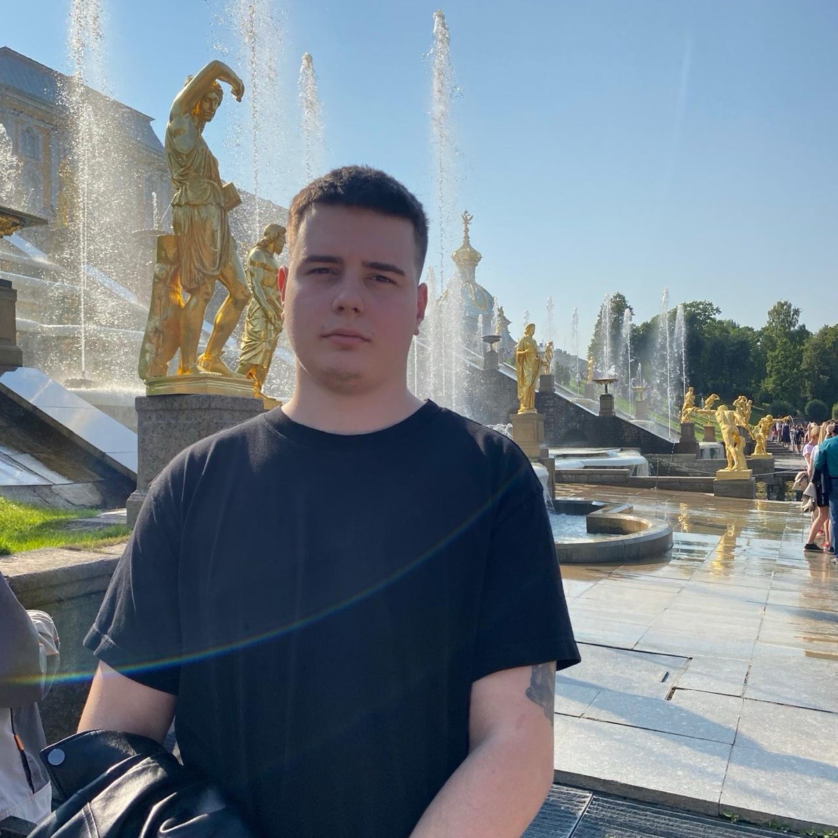 Yan Shkurin | Сетка — социальная сеть от hh.ru