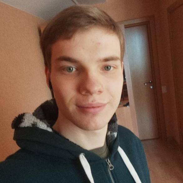 Илия Мазуров