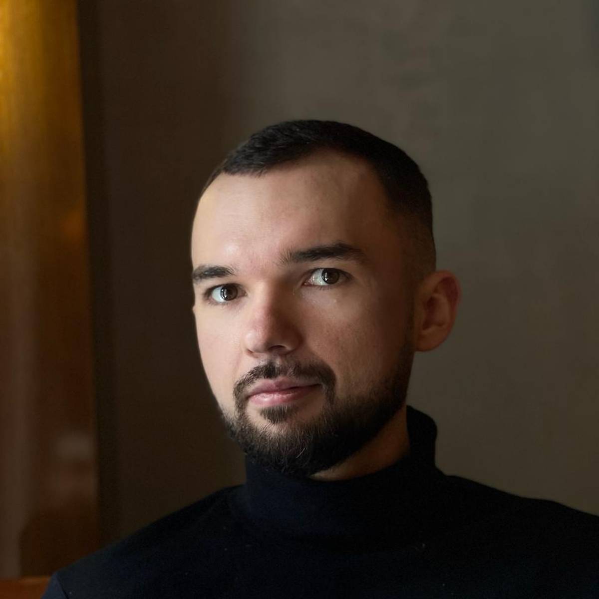 Роман Михайлов