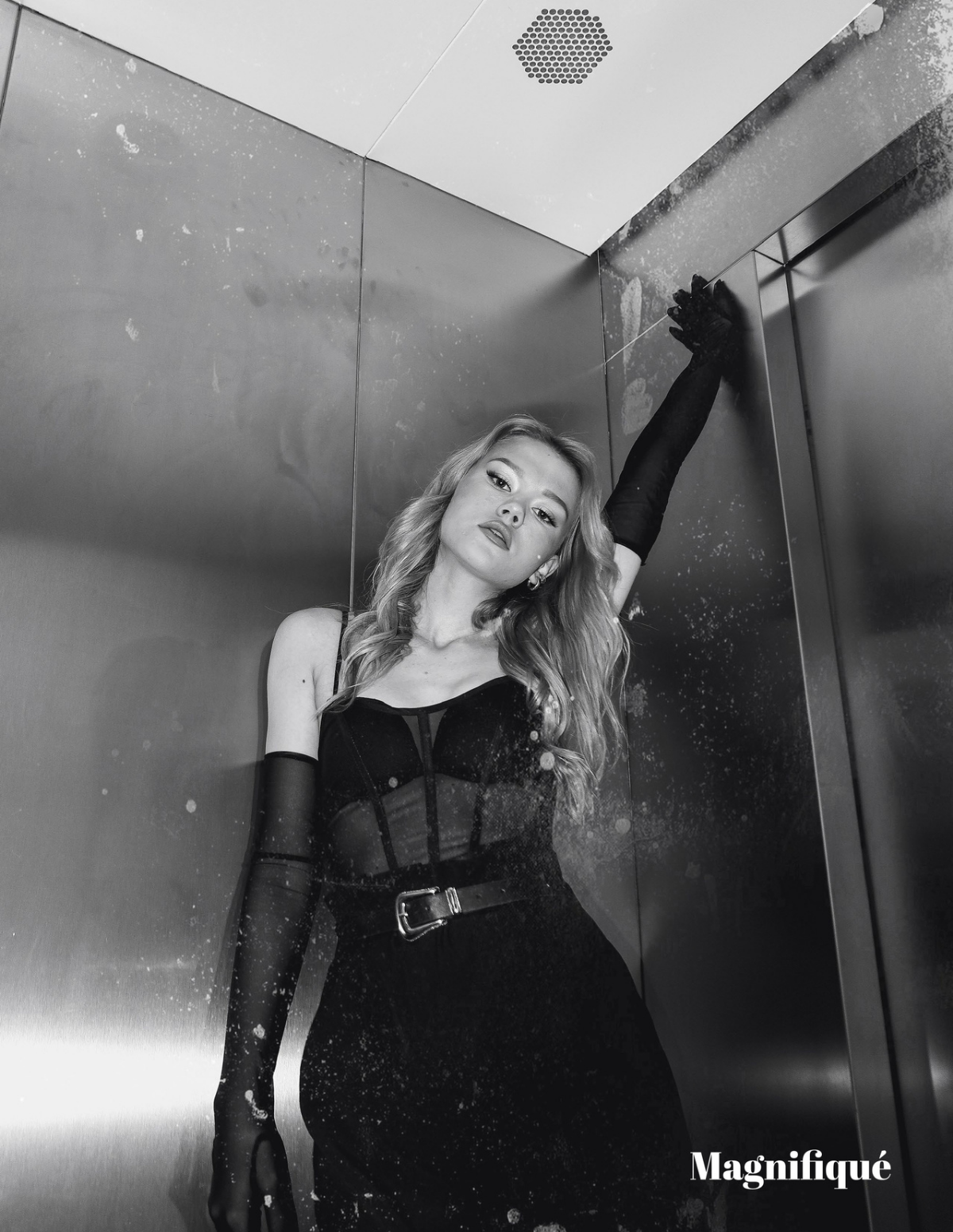 ФОТОСЕТ ДЛЯ ЖУРНАЛА MAGNIFIQUE CLASSY FETISH | Сетка — социальная сеть от hh.ru