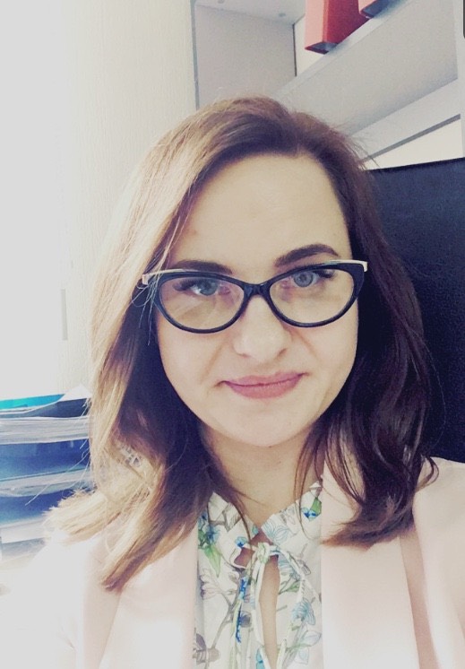 Марина Санфирова