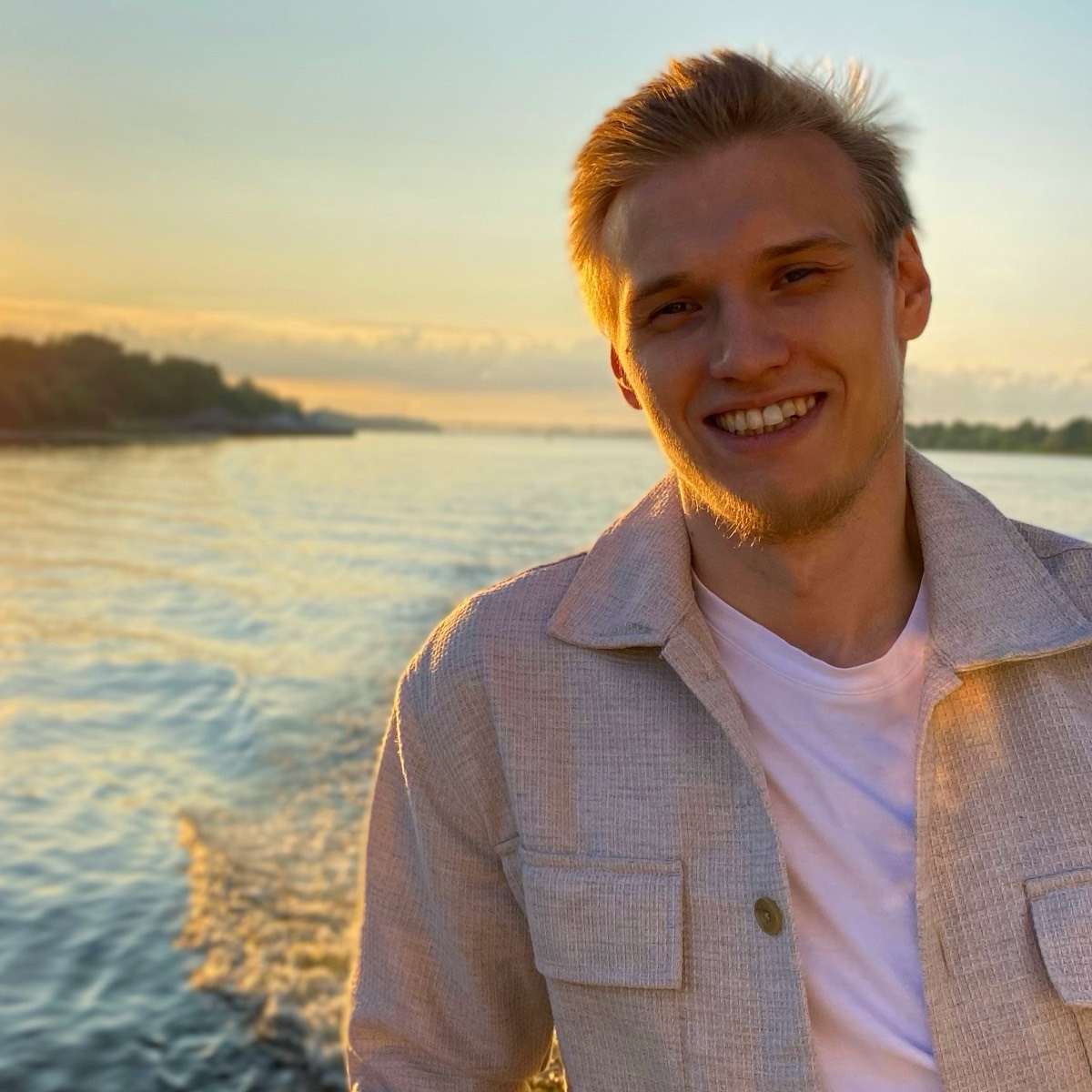 Алексей Безобразов