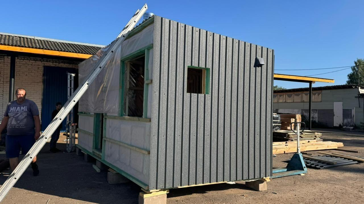 Что не так с конструктивом этой каркасной бани?
Какие могут быть последствия и к чему это приведет?
Новая рубрика и новый раздел нашего форума о каркасных домах - Проблемы и решения https://forum | Сетка — социальная сеть от hh.ru