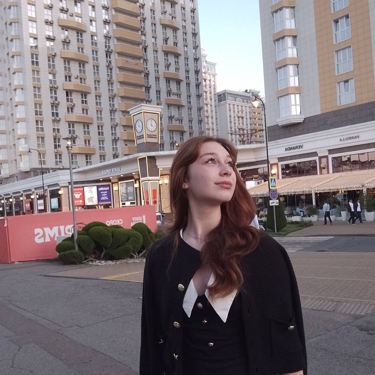 Елена Разаева