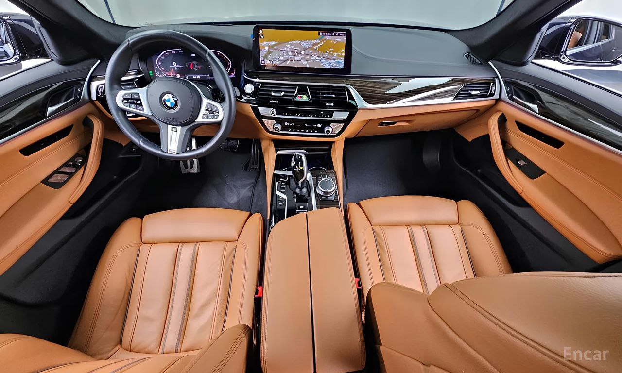 🚘BMW 520i M Sport:
Бизнес, как он есть.
📍2021 год, июль
📍Пробег 46 595 км
📍Бензин 2.0 л | 184 л.с | Сетка — социальная сеть от hh.ru