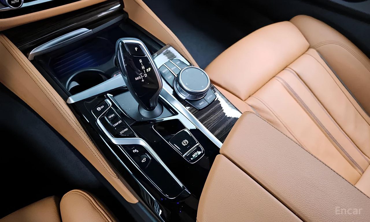 🚘BMW 520i M Sport:
Бизнес, как он есть.
📍2021 год, июль
📍Пробег 46 595 км
📍Бензин 2.0 л | 184 л.с | Сетка — социальная сеть от hh.ru