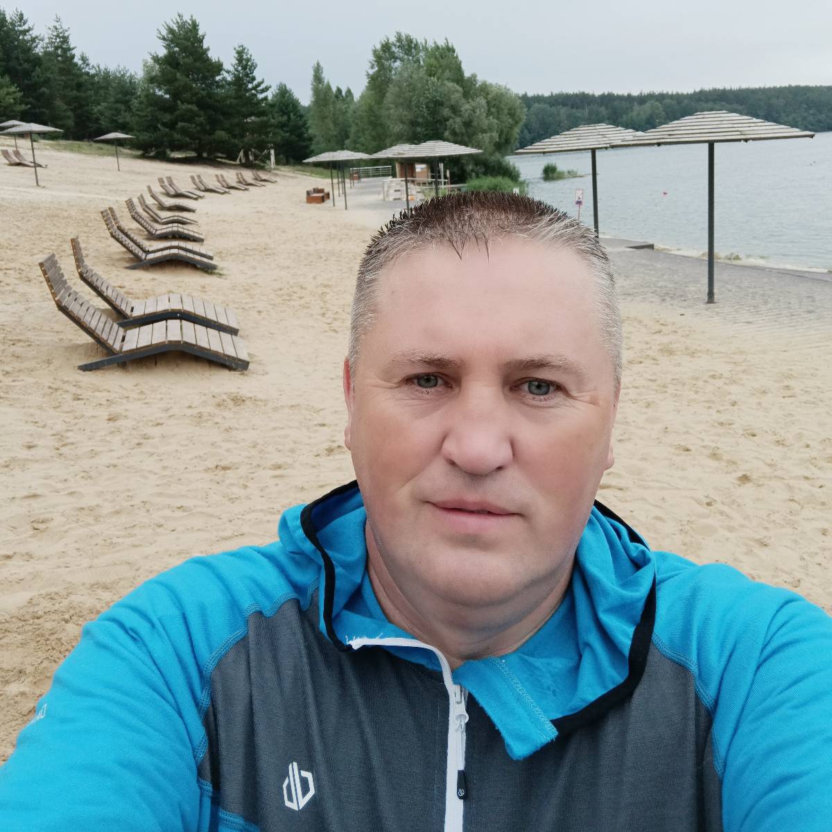 Олег Голяков