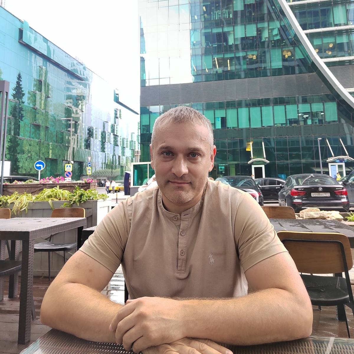 Network member avatar