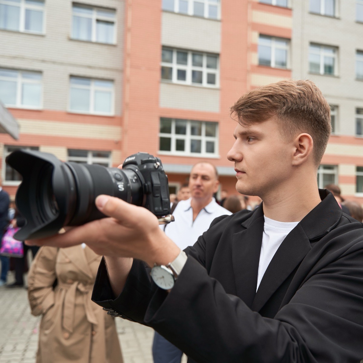 Дмитрий Ишутинов