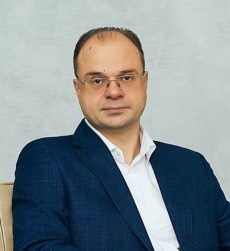 Антон Суворов