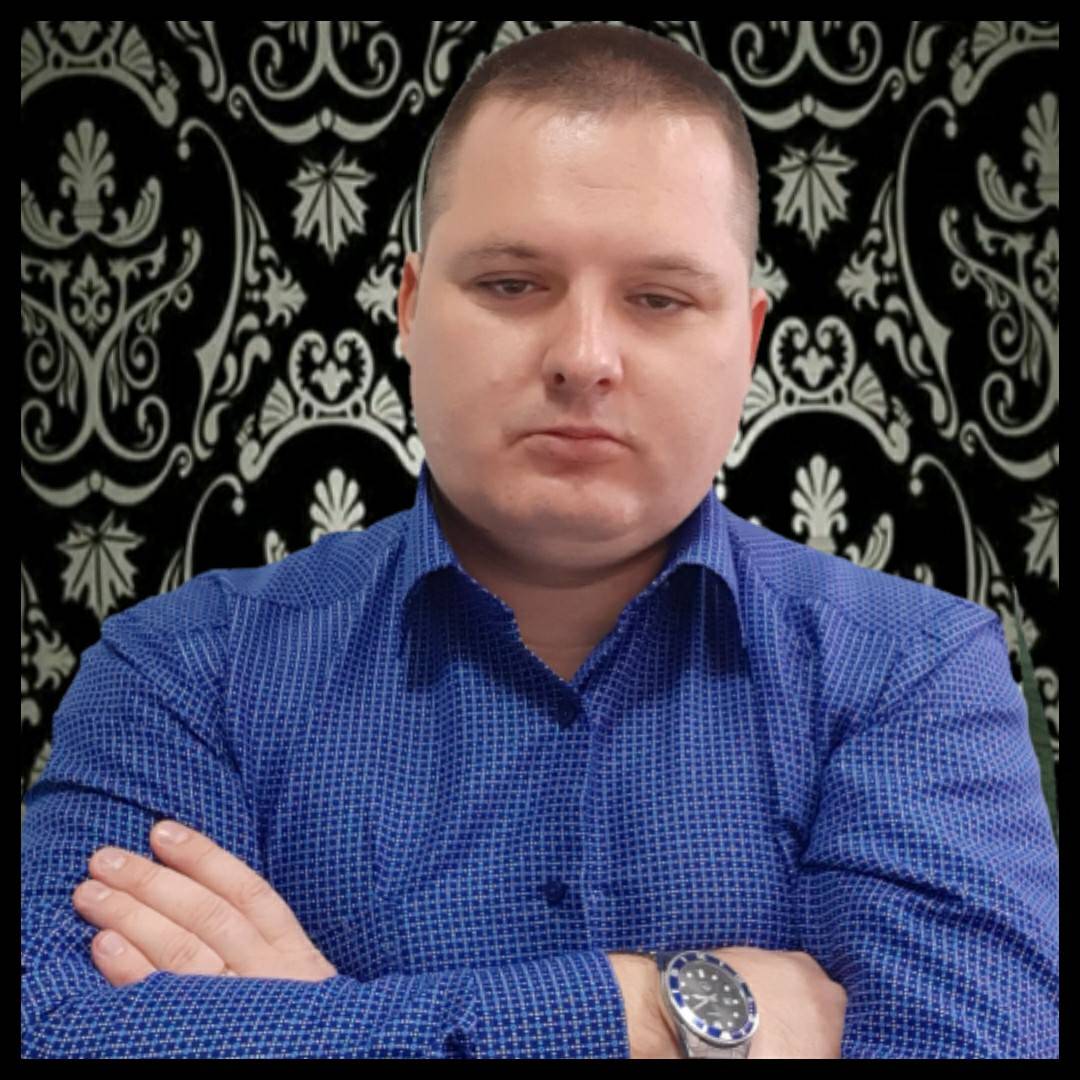 Виталий Петров