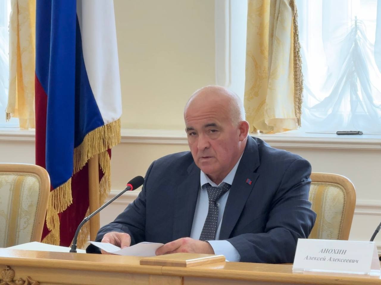 #КомандаСитникова
📈 Про планы и перспективы развития отрасли. Губернатор Сергей Ситников провёл большой деловой разговор с представителями ювелирной промышленности | Сетка — социальная сеть от hh.ru