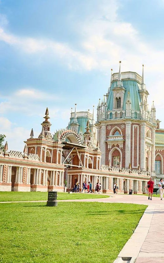 🏰Атмосфера 18 века на Дне истории Царицыно
17 августа 11:00-20:00
В программе:
⏺️Опера «Геракл и златой апельсин», поставленная на музыку композиторов 17–18 веков
⏺️Торжественный выход императрицы из ... | Сетка — социальная сеть от hh.ru