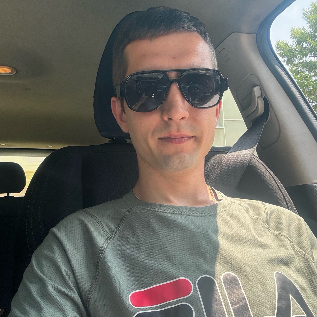 Андрей Шарков