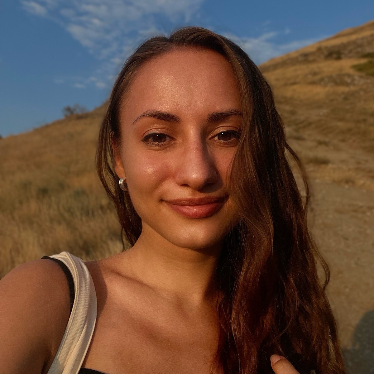 Sofya Artiukhina | Сетка — социальная сеть от hh.ru