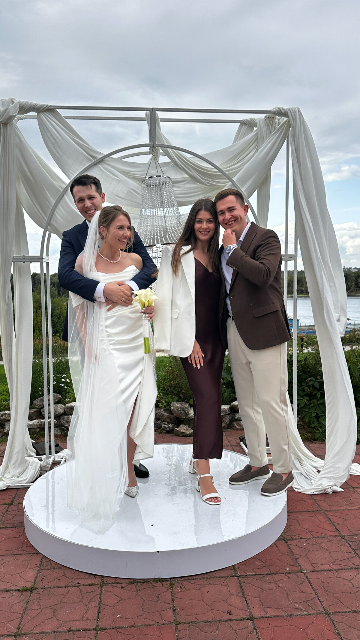 Семья — это там, где начинается настоящее счастье. | Сетка — социальная сеть от hh.ru