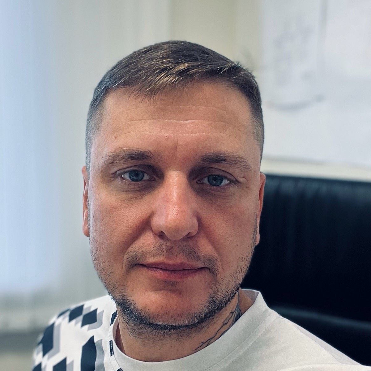 Алексей Лысенко