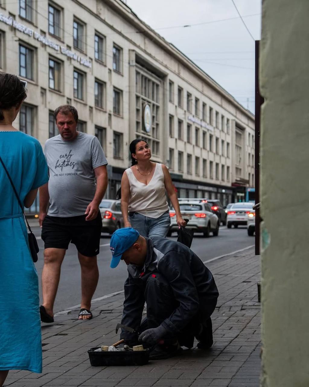 В Санкт-Петербурге обнаружены самые красивые закладки…
Серия работы от thealeshaart | Сетка — социальная сеть от hh.ru
