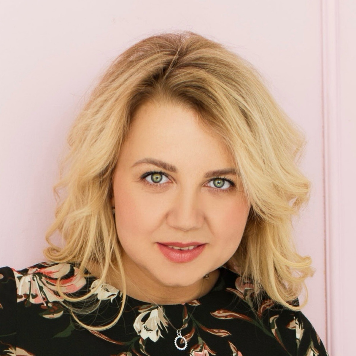 Elena Levanova | Сетка — социальная сеть от hh.ru