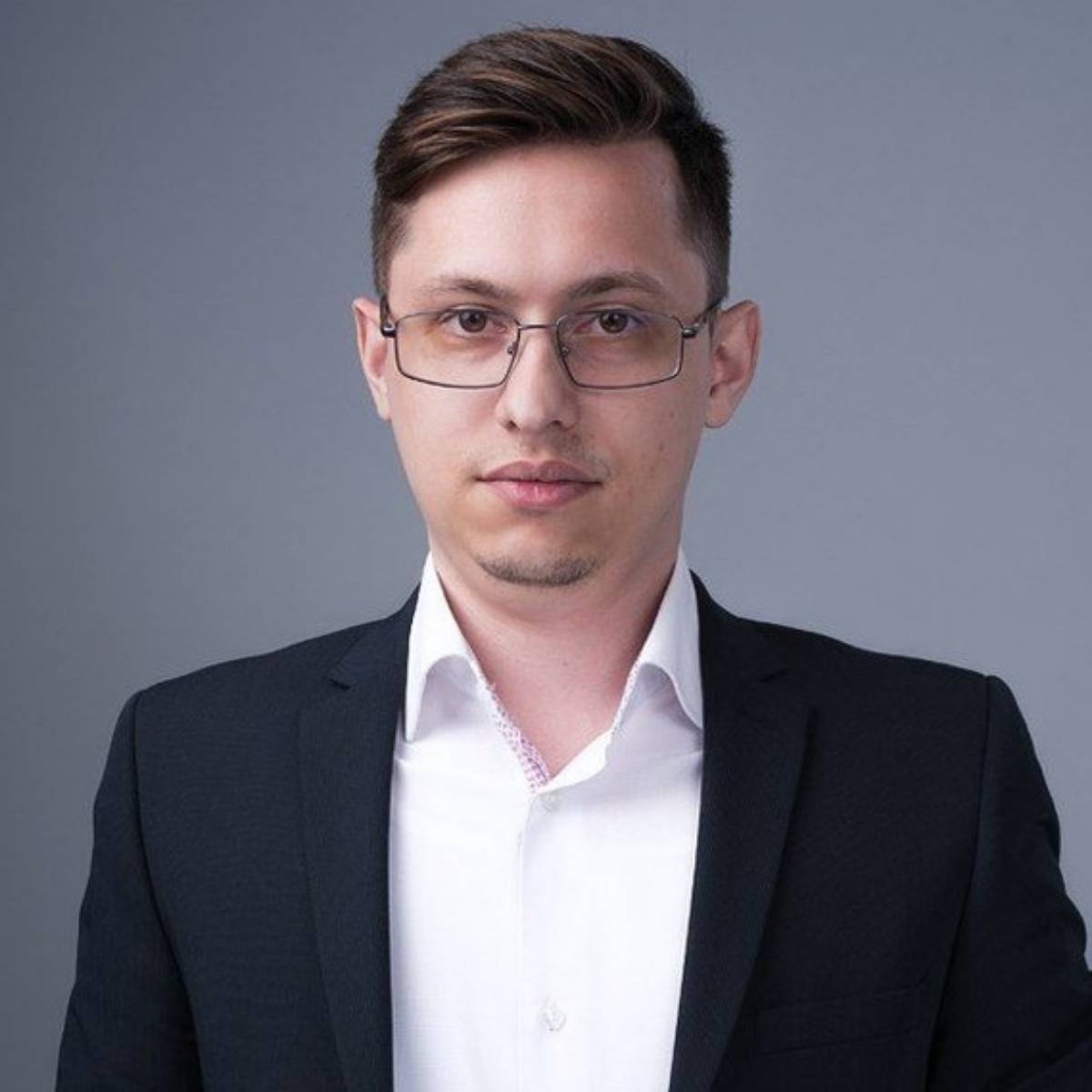 Andrey Nikiforov | Сетка — социальная сеть от hh.ru