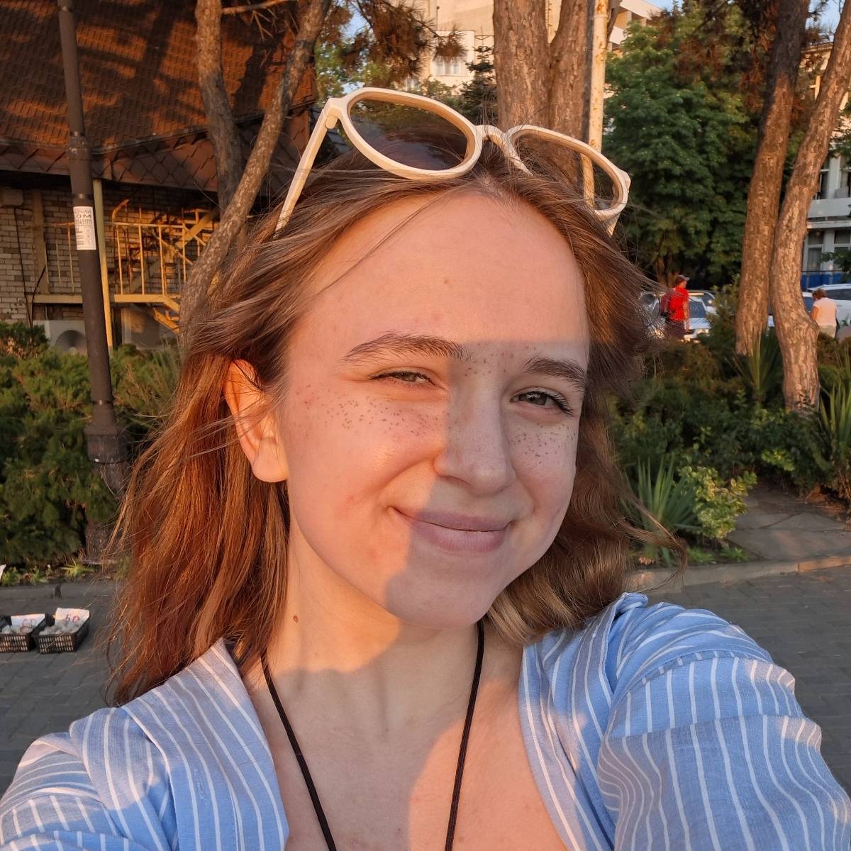 Амалия Дурицкая | Сетка — социальная сеть от hh.ru