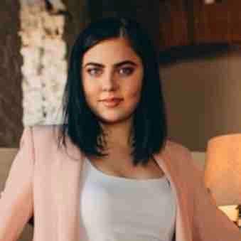 Анна Корсакова | Сетка — социальная сеть от hh.ru