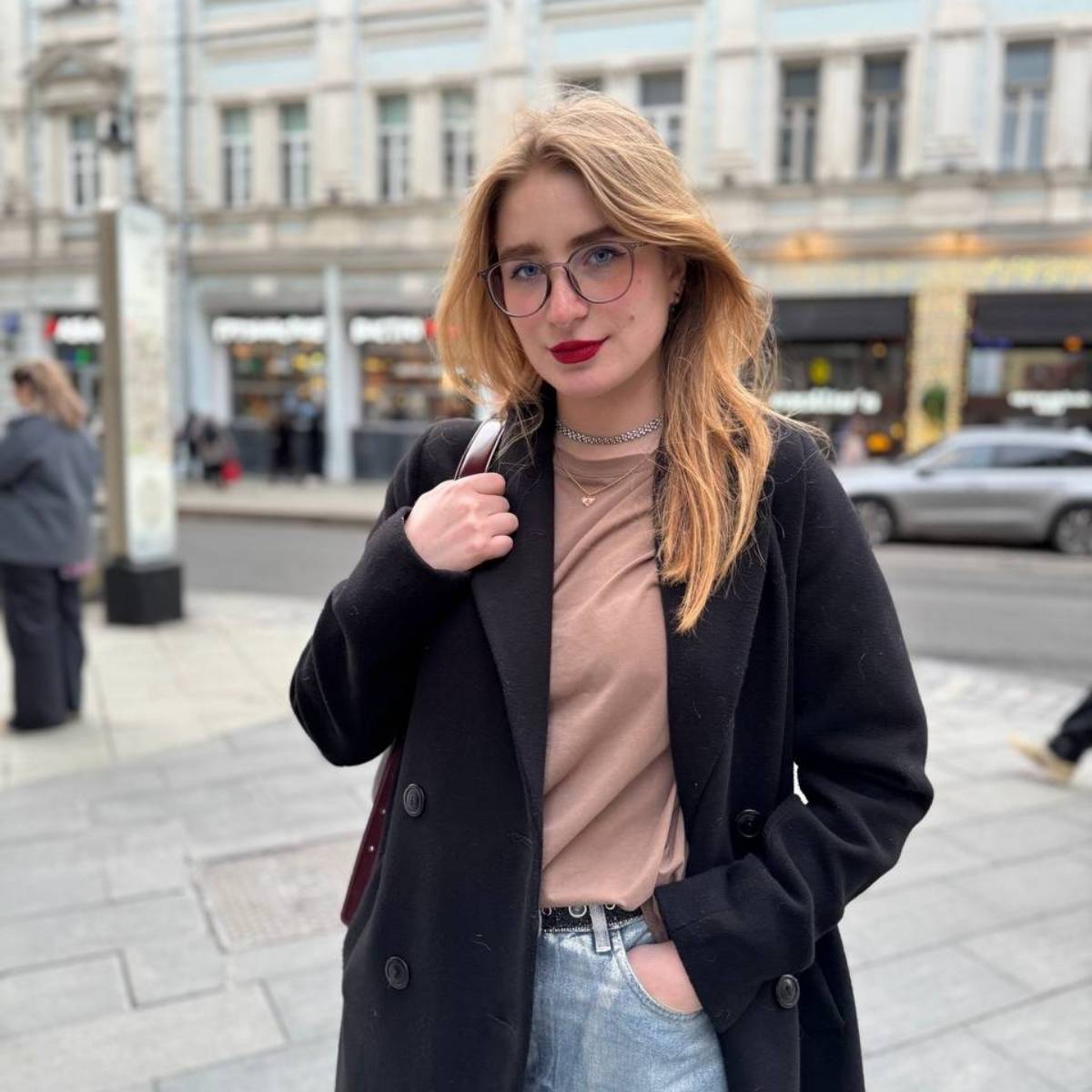 Юлия Шестибратова