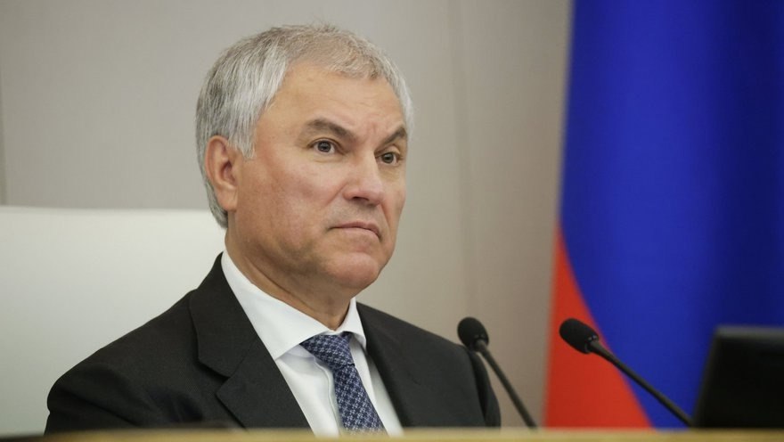 Председатель Государственной Думы Вячеслав Володин поздравляет строителей и ветеранов с профессиональным праздником:
«Спасибо работникам и ветеранам за добросовестный труд и ответственное отношение к ... | Сетка — социальная сеть от hh.ru