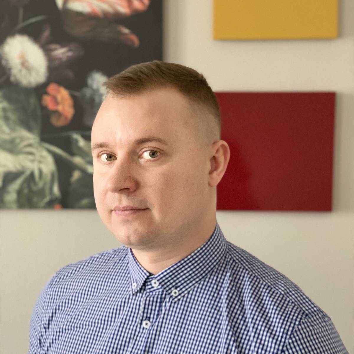 Павел Остяков