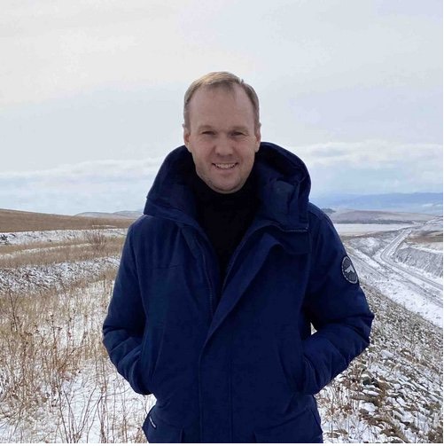 Иван Иванов