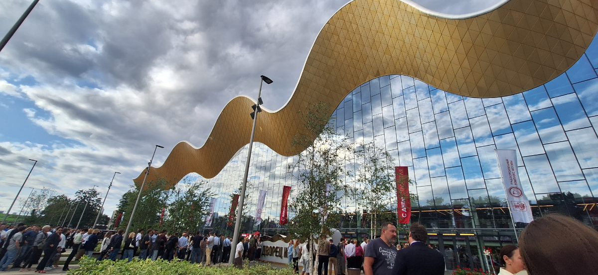 День строителя 2025 | Сетка — социальная сеть от hh.ru