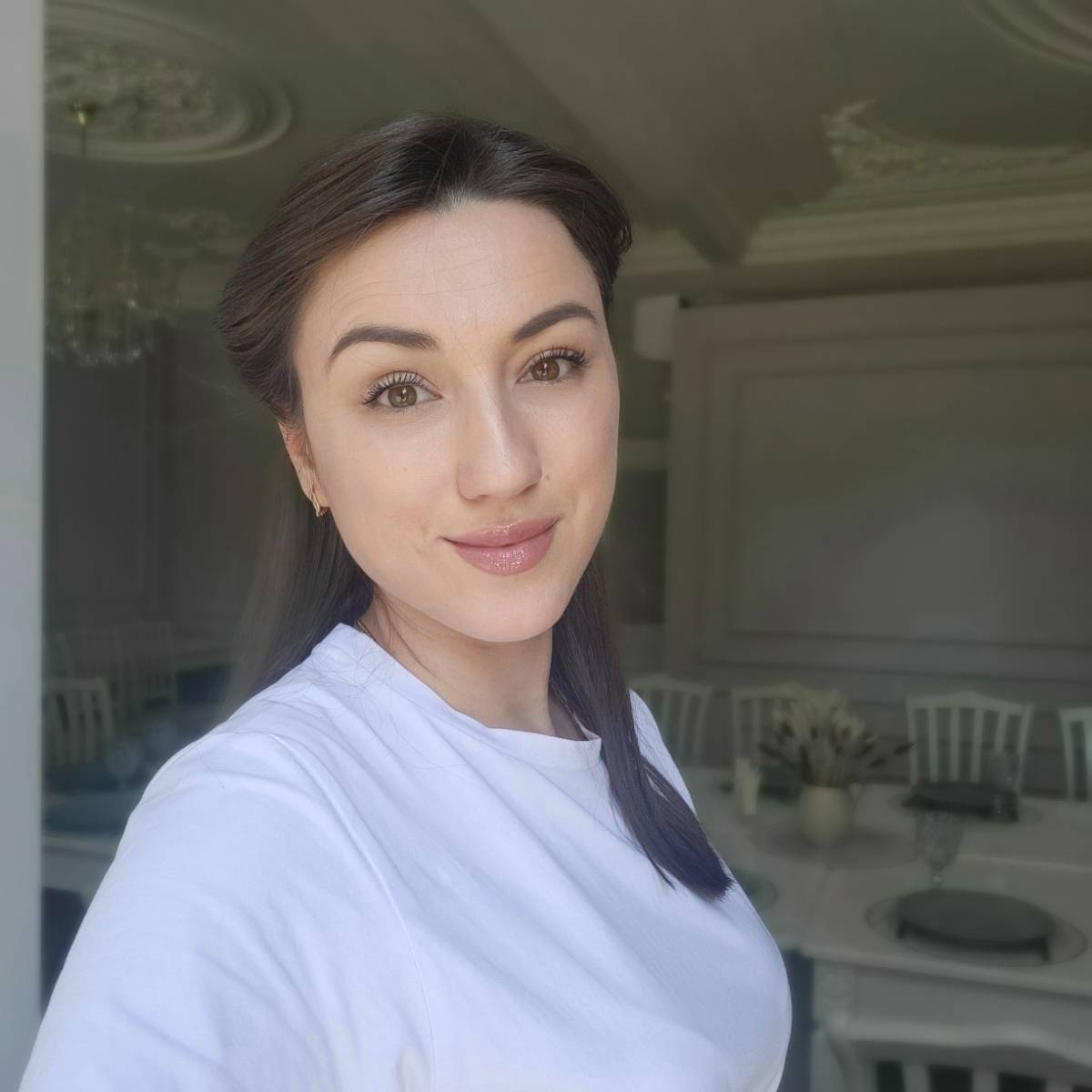 Элина Эмираджиева | Сетка — социальная сеть от hh.ru