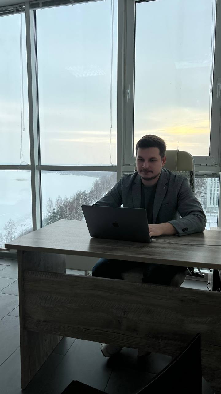 Большинство проголосовало за то, чтобы я сделал ИИ бота, в котором уже будут вшиты все промты, которые я сюда пишу | Сетка — социальная сеть от hh.ru