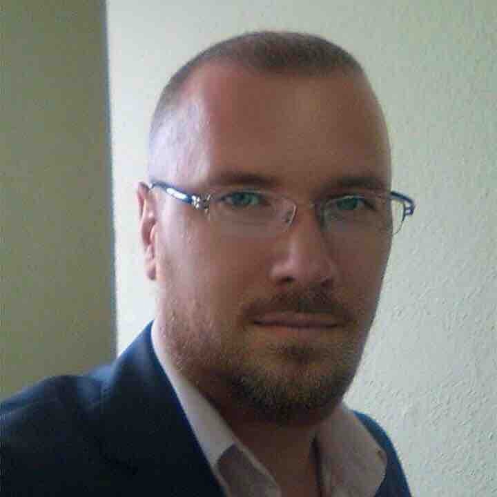 Ilya Kuznetsov | Сетка — социальная сеть от hh.ru