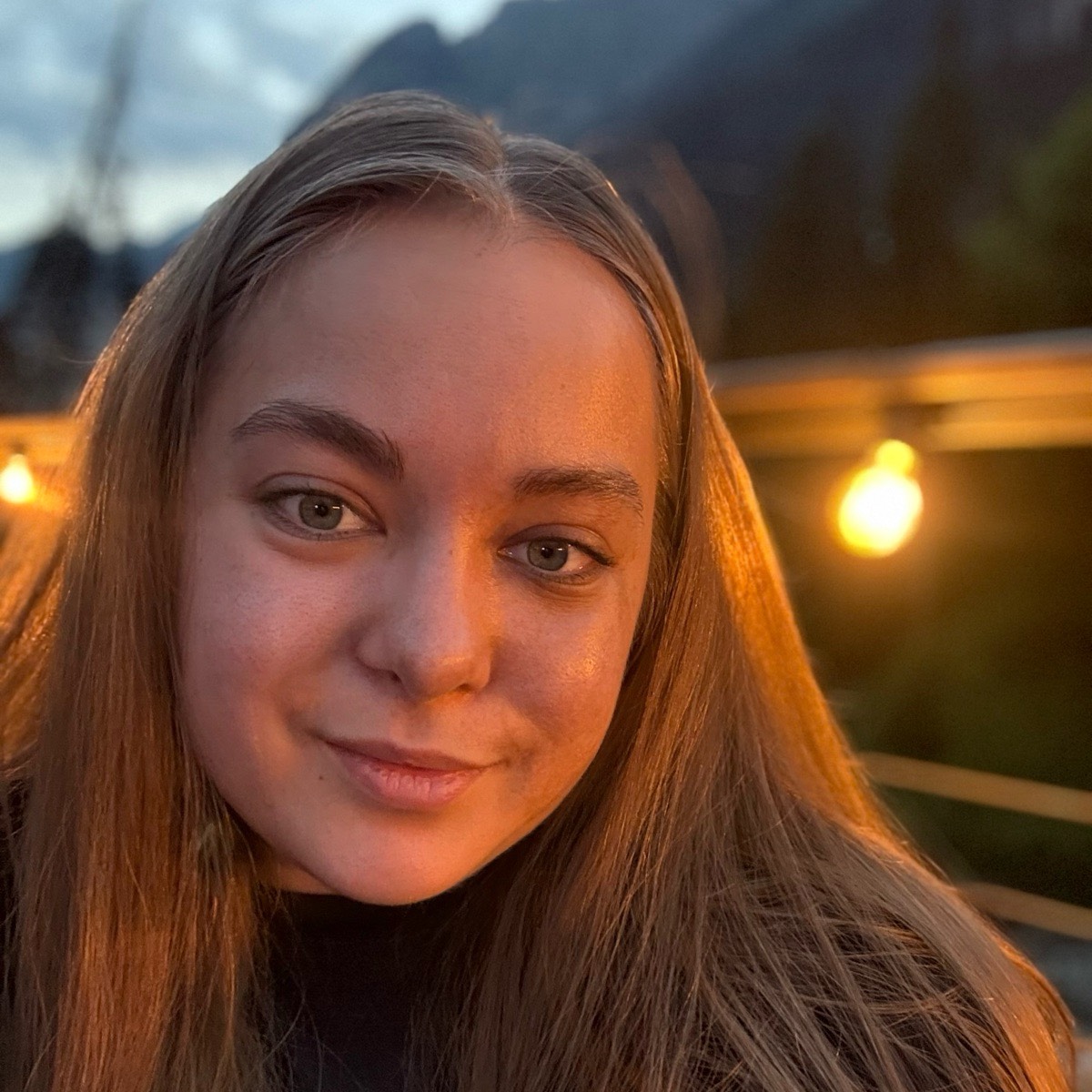 Алёна Чихватова | Сетка — социальная сеть от hh.ru