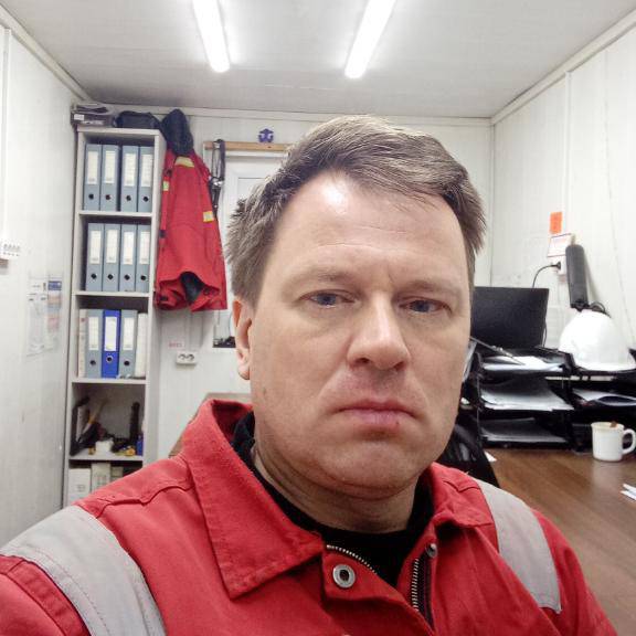 Максим Решетняк | Сетка — социальная сеть от hh.ru