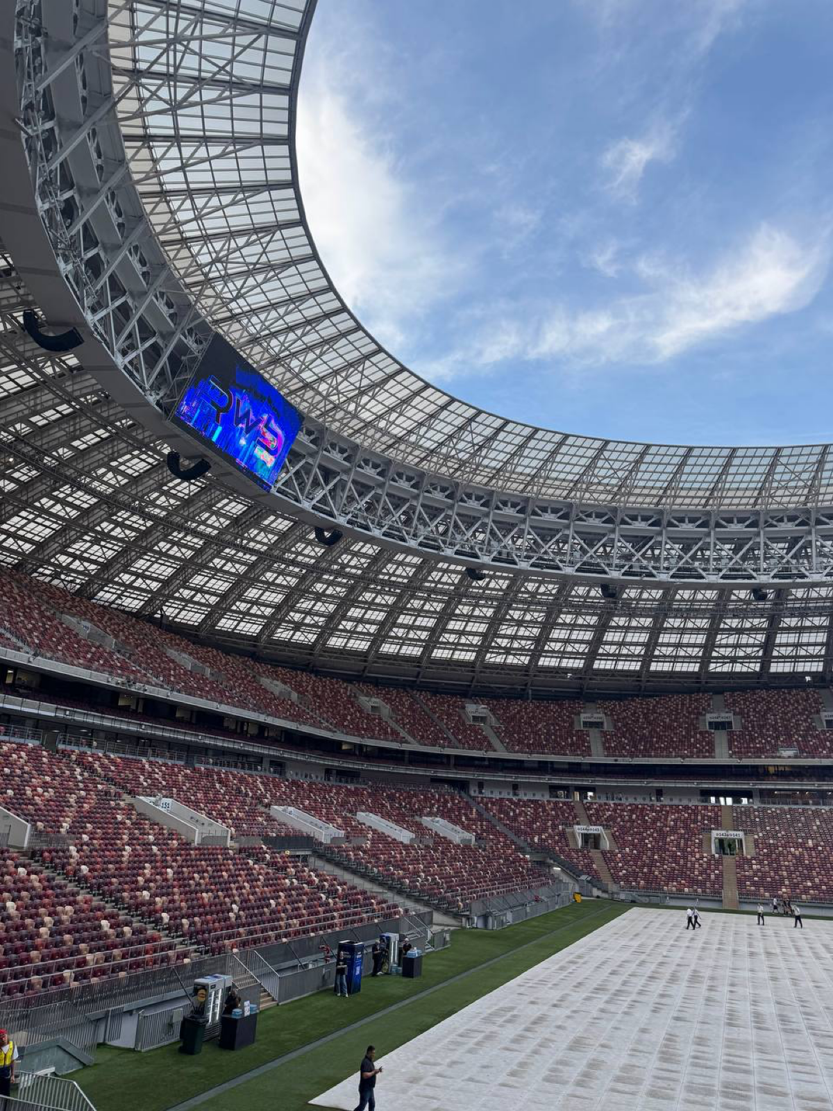 Корпоратив rwb | Сетка — социальная сеть от hh.ru