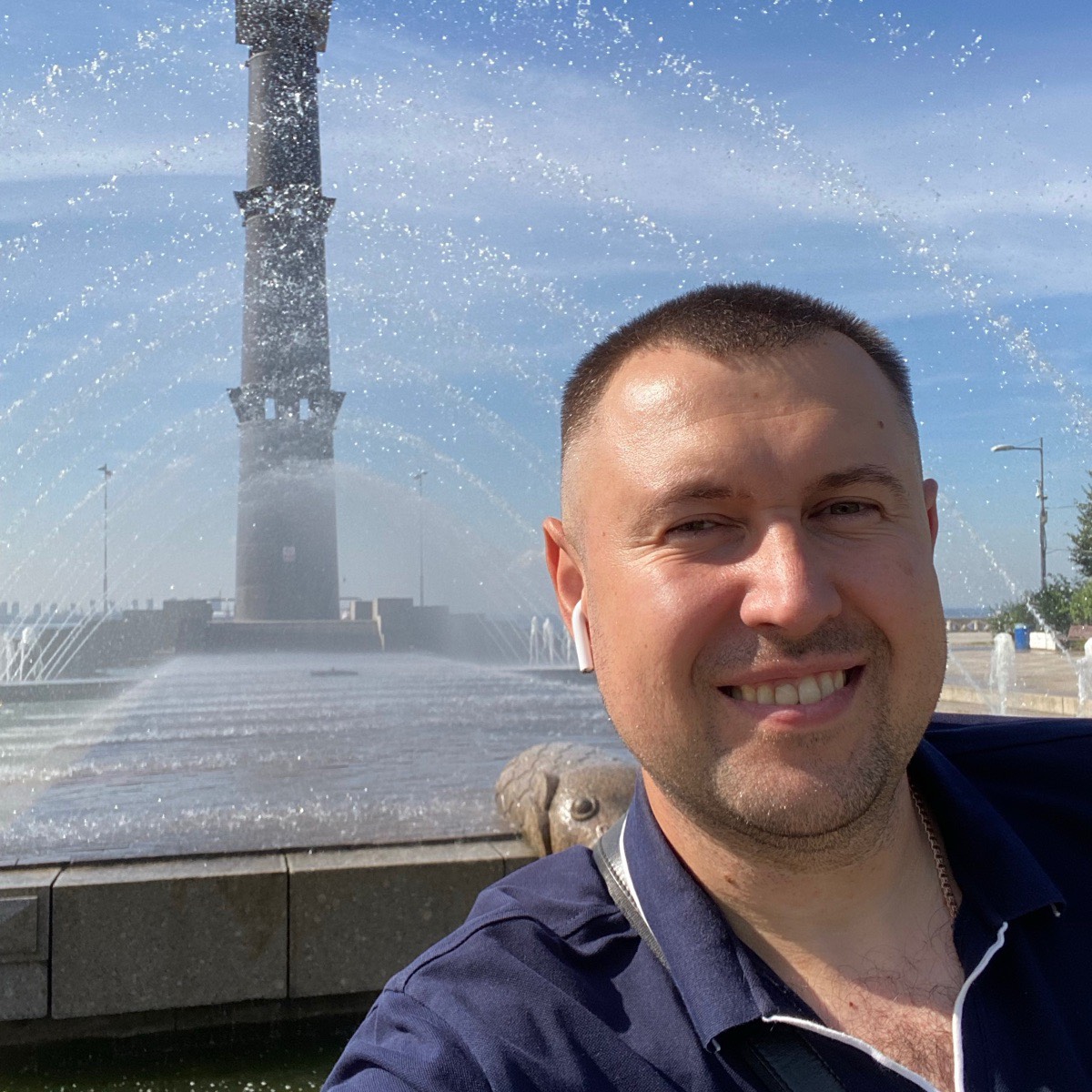 Денис Иванов