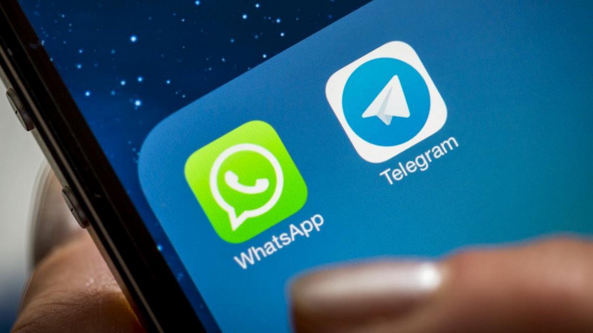 Пользователи WhatsApp и Telegram жалуются на проблемы со звонками
СМИ сообщают, что российские пользователи Telegram и WhatsApp (принадлежит компании Meta, которая признана экстремистской и запрещена ... | Сетка — социальная сеть от hh.ru