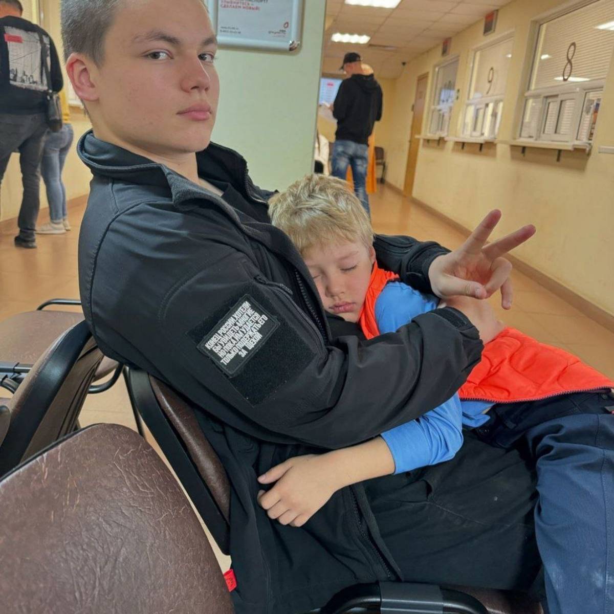 Олег Фролов