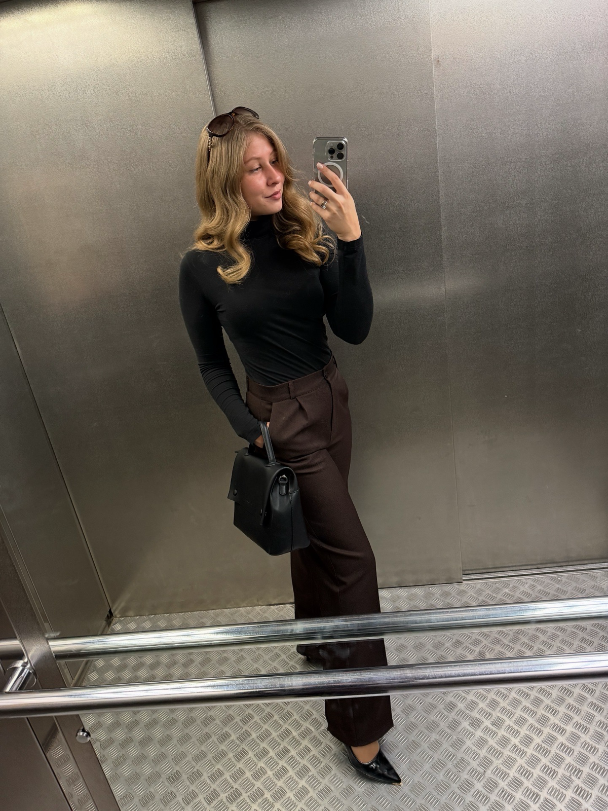 Куда пропала? В proptech попала 🙂‍↕️ | Сетка — социальная сеть от hh.ru