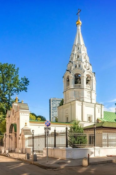 🗣Экскурсия «От Смоленской площади до театра Вахтангова»
16 августа в 11:00
На экскурсии вы увидите:
🔹Музей-квартиру А.С | Сетка — социальная сеть от hh.ru