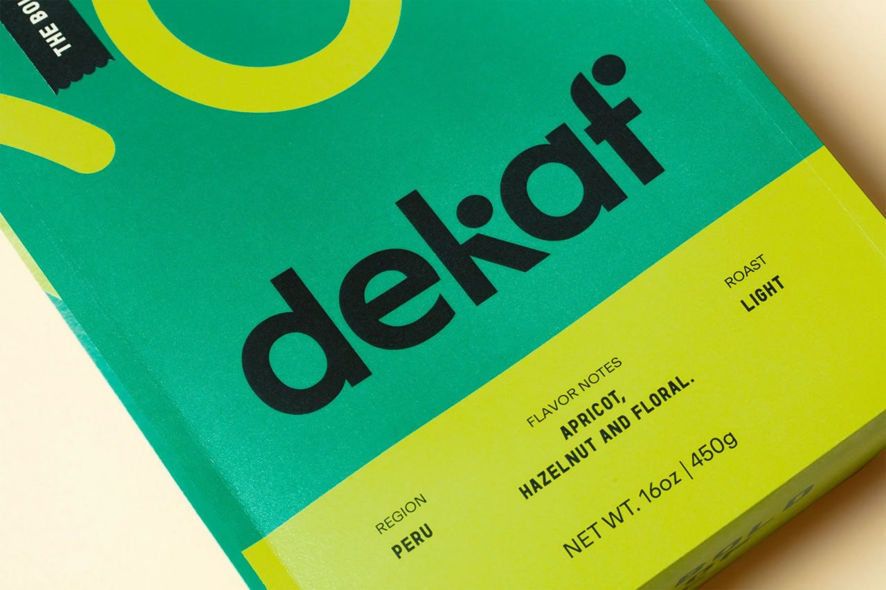 Кофе Dekaf, разработанный the branding people
#красивобл соединяются линии, перетекая из одной в другую упаковку
😊 Кртбл → познавательно о брендинге
В этом посте были ссылки, но мы их удалили по прави... | Сетка — социальная сеть от hh.ru