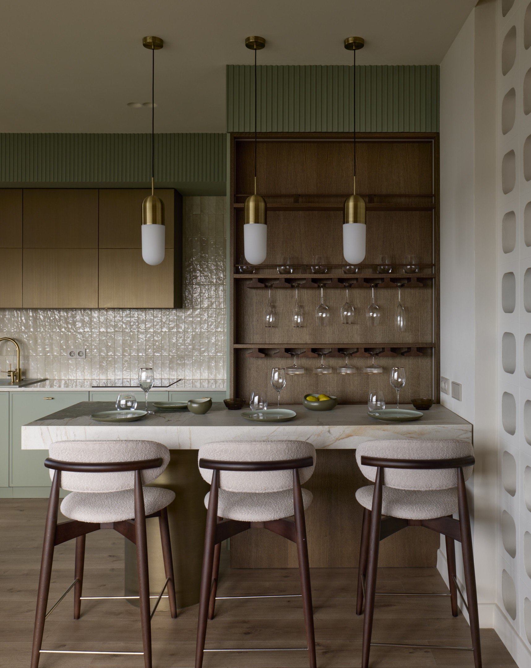 Когда жизнь превращается в бесконечный дедлайн, меняется отношение ко времени — его всегда не хватает, хочется его остановить | Сетка — социальная сеть от hh.ru